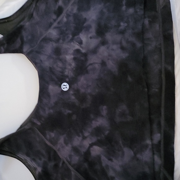 Lululemon Align Tank Size 14 - Picture 3 of 3